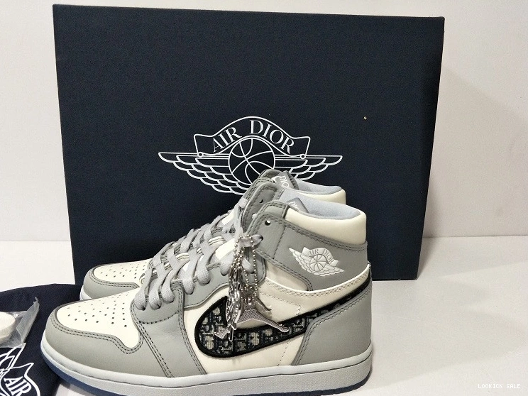 Air x 1 CN8607-002 Dior Jordan High OG 0510